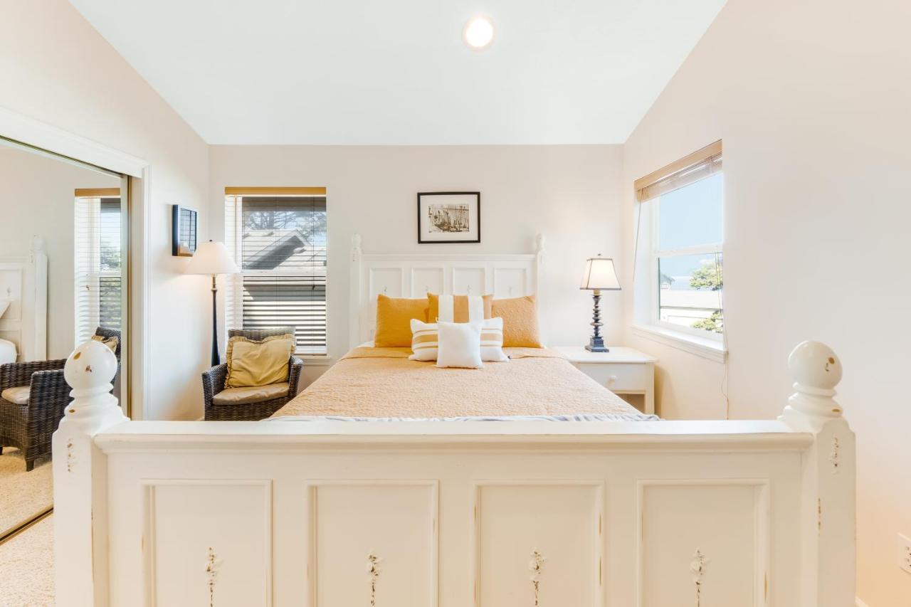 Yaquina Lighthouse View Beach Home Newport Kulesi Dış mekan fotoğraf