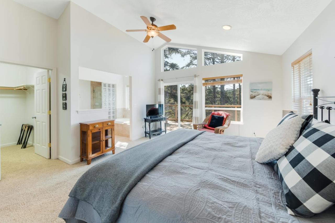 Yaquina Lighthouse View Beach Home Newport Kulesi Dış mekan fotoğraf